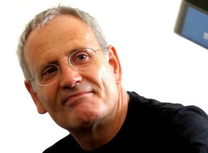 El cómic que rescata al dibujante perdido de la Transición para mostrar su cara oculta