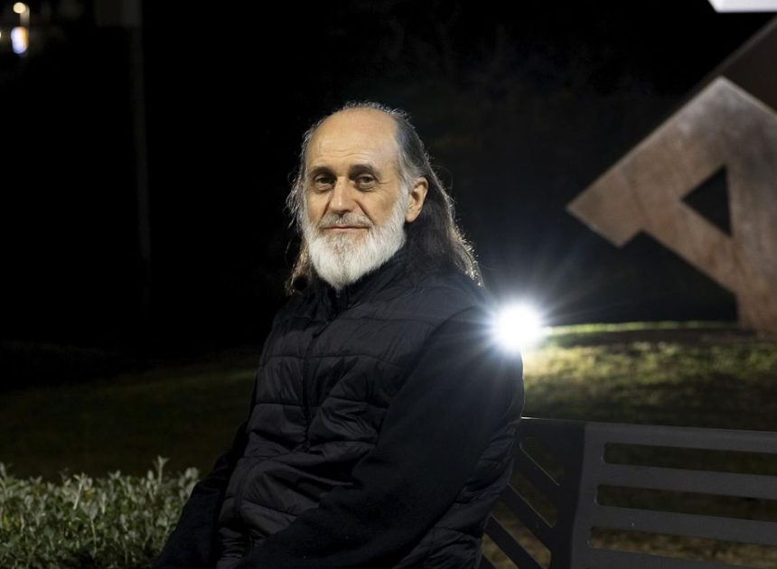 Los musulmanes no tienen espacio en los cementerios: «Vivimos y morimos aquí, pero no se nos entierra»