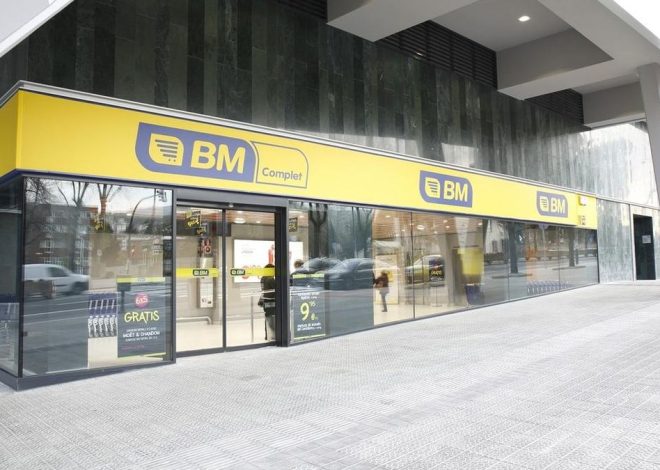 Un grupo vasco de inversores adquiere la propietaria de los supermercados BM por 700 millones