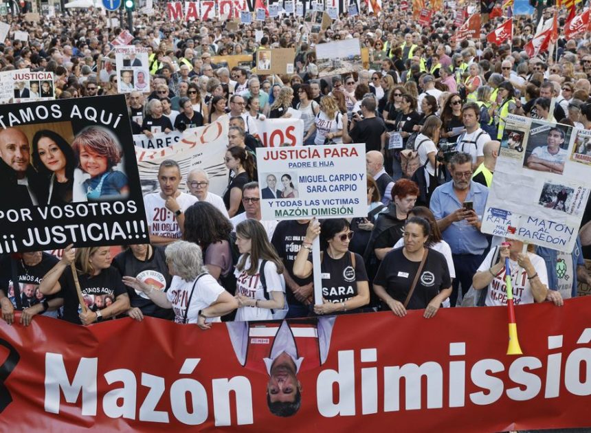 Aplazada por la lluvia la manifestación por la dana convocada este sábado en València