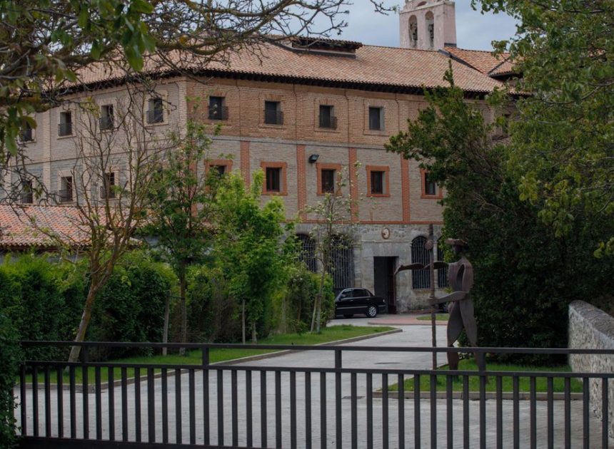 Un juzgado de Bilbao prohíbe a las exmonjas de Belorado acercarse a sus antiguas hermanas