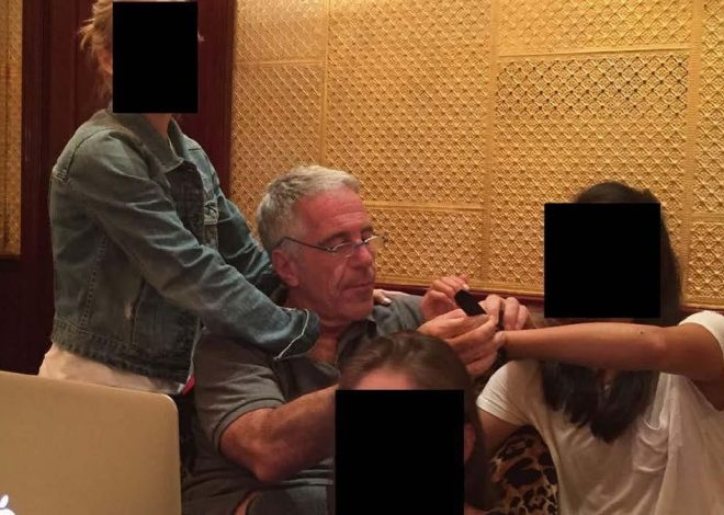 Nuevas imágenes de Epstein a la espera de que Trump desclasifique los archivos: mensajes sobre chicas de 18 años y fotos con Bill Gates y Chomsky