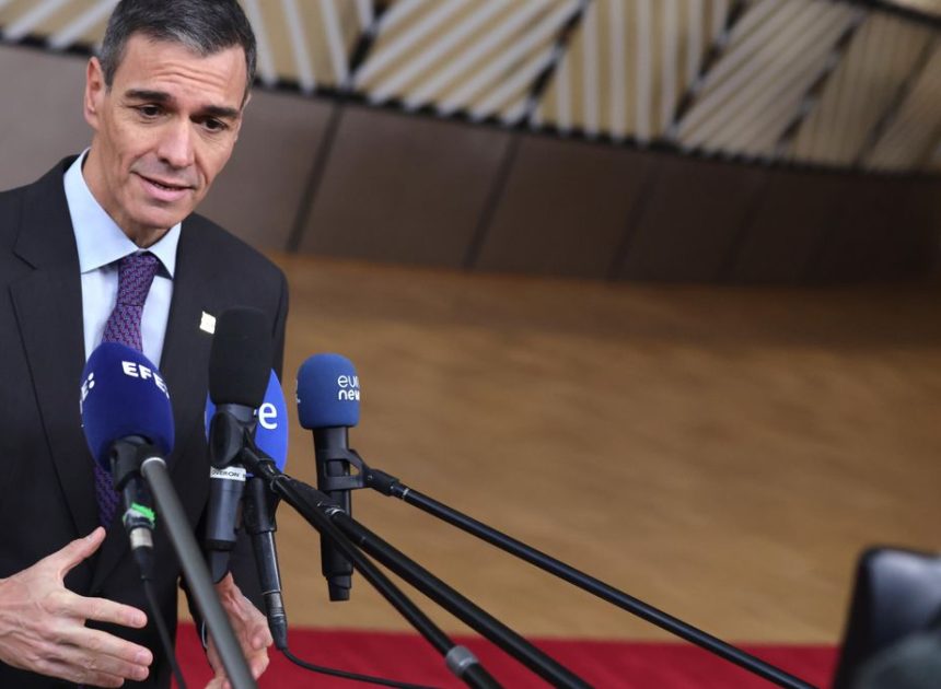 Sánchez responde a Sumar: «La ultraderecha crece por el blanqueamiento de la derecha. No tiene que ver con el Gobierno»