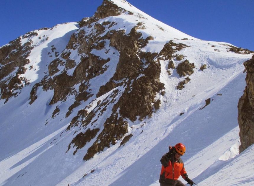 Al menos dos muertos tras un alud que ha atrapado a varias personas en las inmediaciones del Balneario de Panticosa, Huesca
