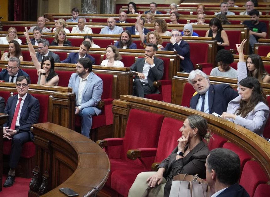 Catalunya aprueba limitar el precio del alquiler de temporada