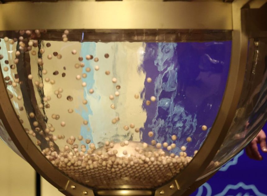 Pedrea de la Lotería de Navidad 2025: cuánto toca y cómo comprobar si tienes premio