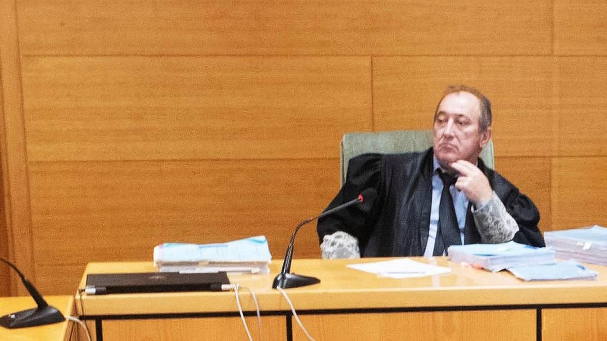 El juez que condenó a Juana Rivas recusa al tribunal encargado de enjuiciarle por sus comentarios racistas