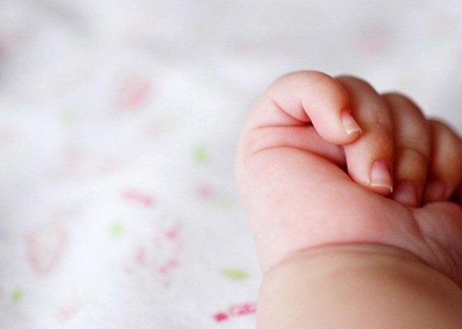 La Seguridad Social explica cómo pedir las dos semanas adicionales del permiso de nacimiento desde el 1 de enero