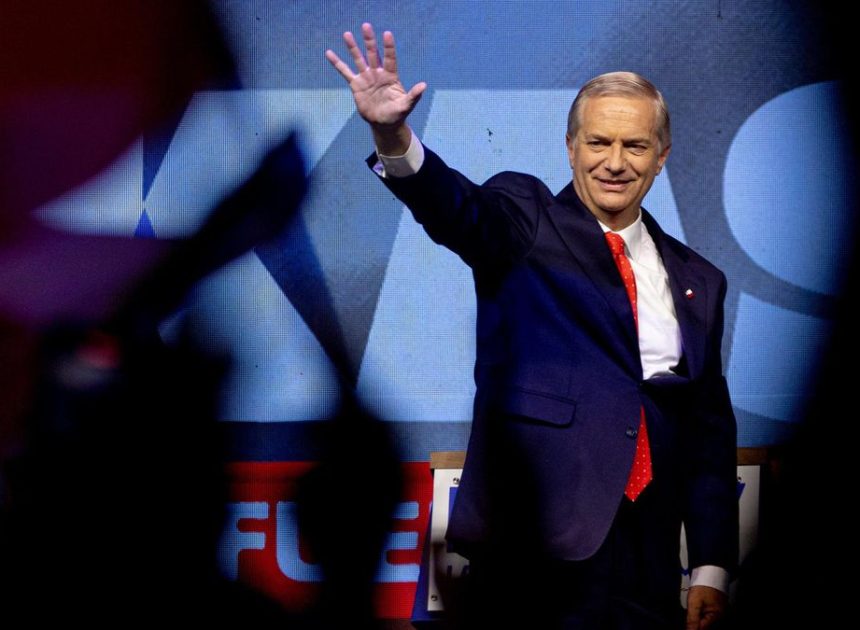 Kast gana las elecciones en Chile y se convierte en el primer ultraderechista en llegar al poder desde el fin de la dictadura