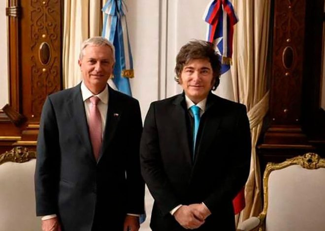Kast se estrena con un viaje a Argentina y se reúne con Milei en una minicumbre de la ultraderecha del Cono Sur