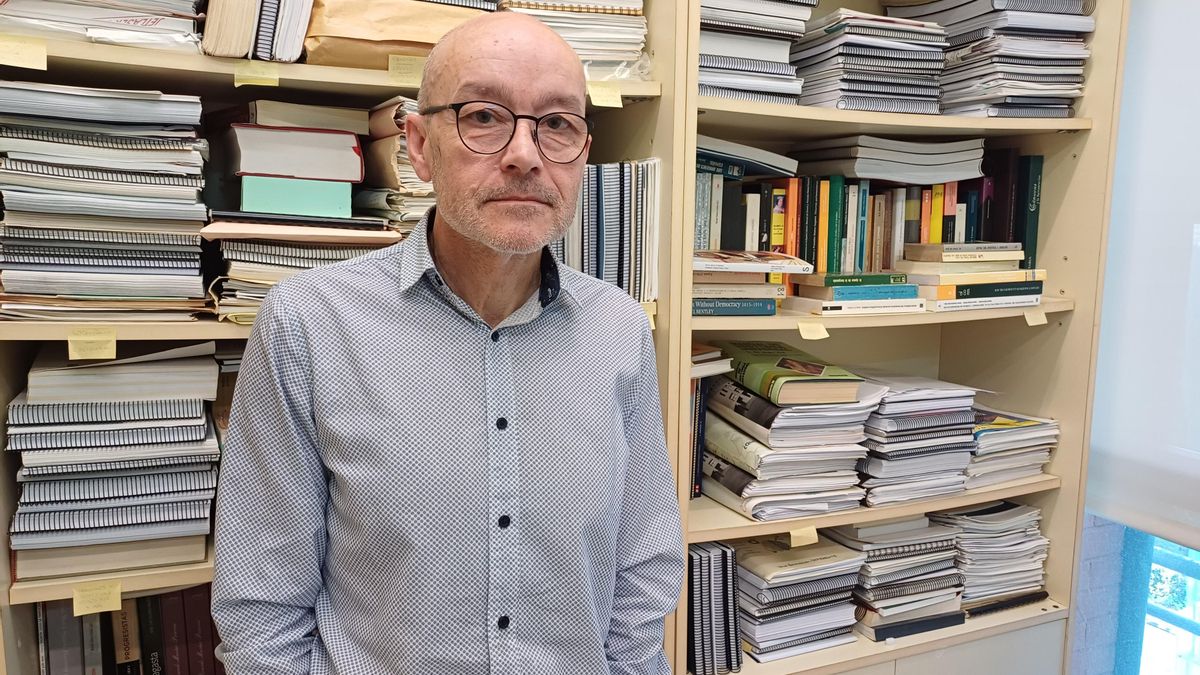 Fidel Gómez Ochoa, historiador: «El franquismo ha sobrevivido a la democracia»