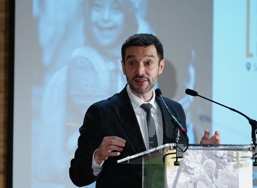 Bustinduy urge al PSOE a aprobar la prórroga automática de los alquileres: «Nadie entendería que no intervengamos»