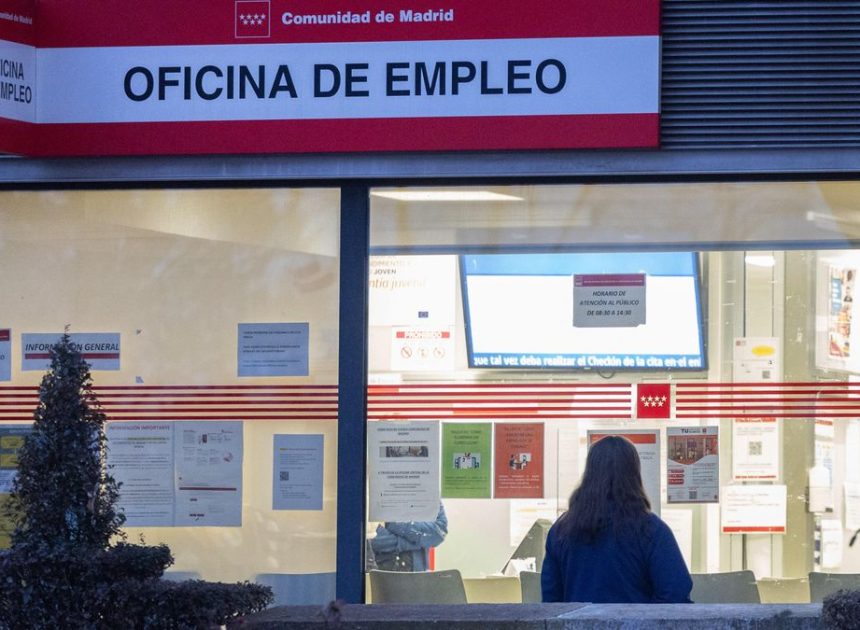 La tasa de paro de los mayores de 55 años supera por primera vez al desempleo de los más jóvenes