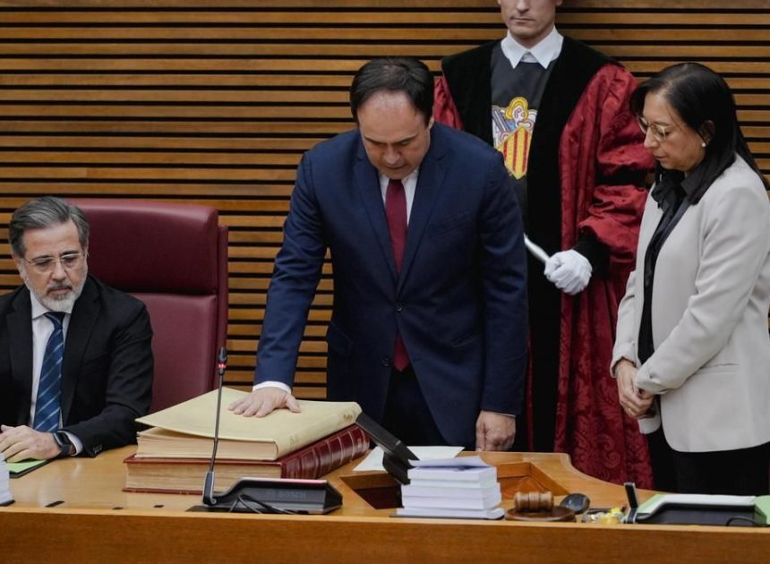 Pérez Llorca pide perdón a las víctimas de la dana: «Las administraciones públicas no estuvieron a la altura»