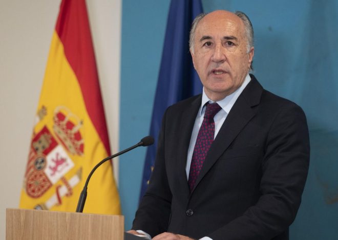 El alcalde de Algeciras suspende su militancia en el PP tras la denuncia contra él por acoso y malversación