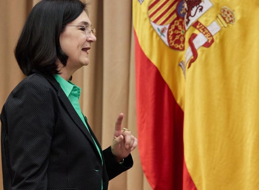 La CNMC multa con 5 millones a Naturgy por restringir la competencia en la instalación de contadores