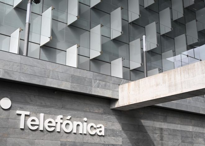 Los sindicatos aceptan la última oferta de Telefónica y aprueban un ERE para 4.539 trabajadores