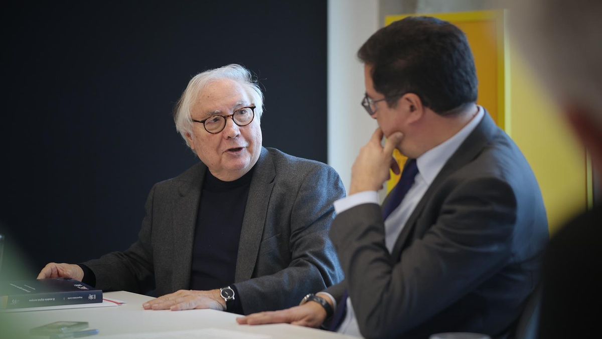 Manuel Castells: «Europa debe acelerar en inteligencia artificial, pero no como están haciendo EEUU o China»