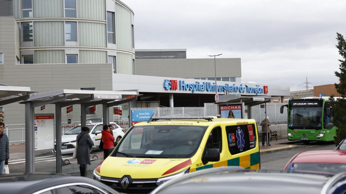 La empresa gestora del hospital público de Torrejón ordenó reutilizar material sanitario de un solo uso