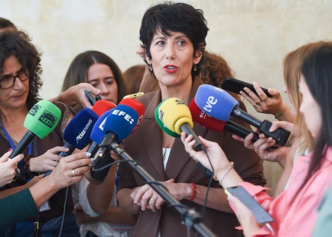 Elma Saiz será portavoz del Gobierno y la exalcaldesa de Toledo Milagros Tolón, ministra de Educación