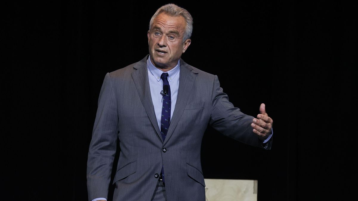 La Administración Trump avanza en la eliminación de la atención médica para menores trans