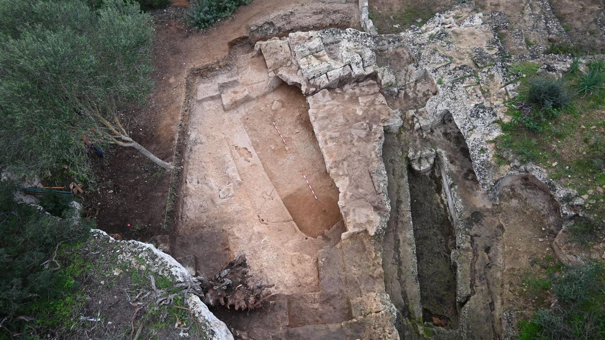 Una cámara funeraria oculta durante más de 3.000 años abre una ventana inédita a la prehistoria de Mallorca