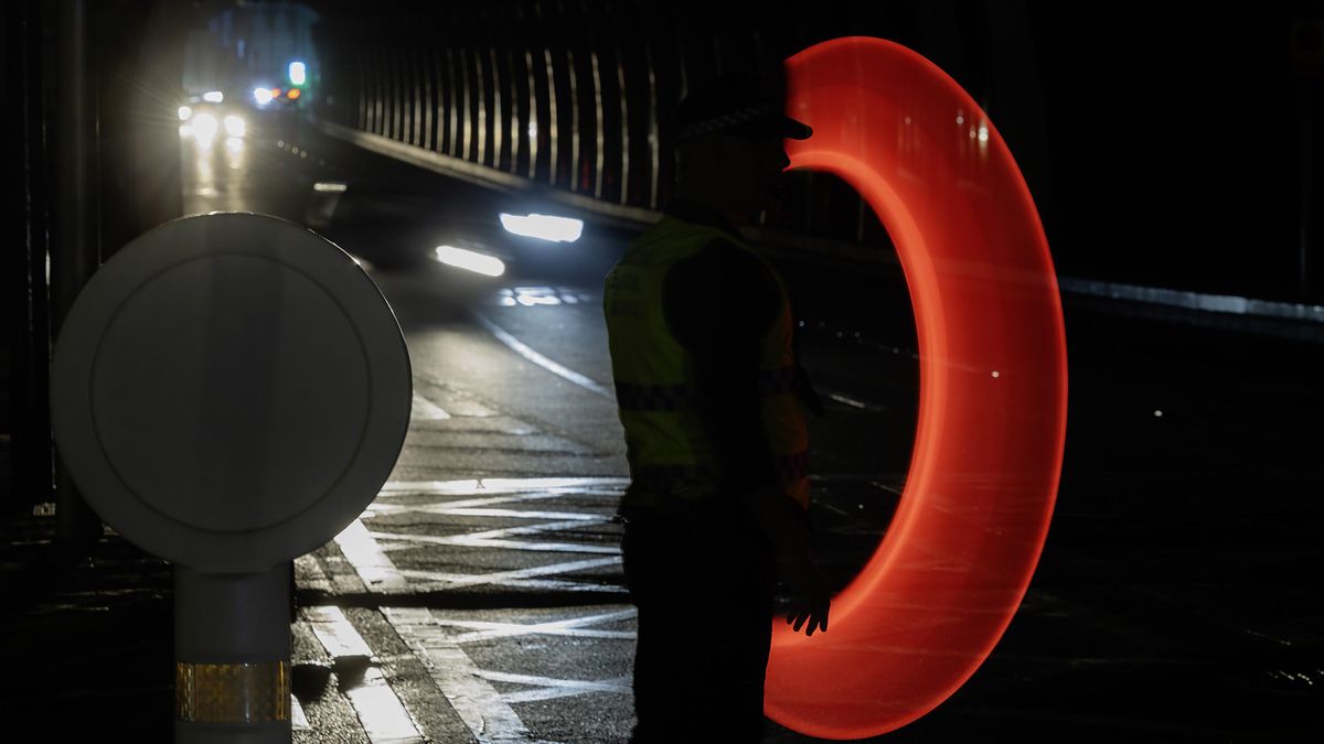 Las eléctricas han cobrado al menos 2.225 millones por el servicio de control de tensión que falló en el apagón