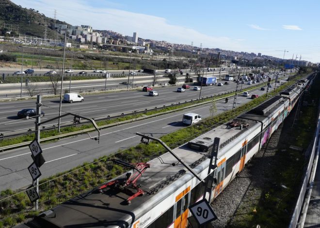 Rodalies afronta la recuperación del servicio el lunes con 179 tramos de velocidad reducida