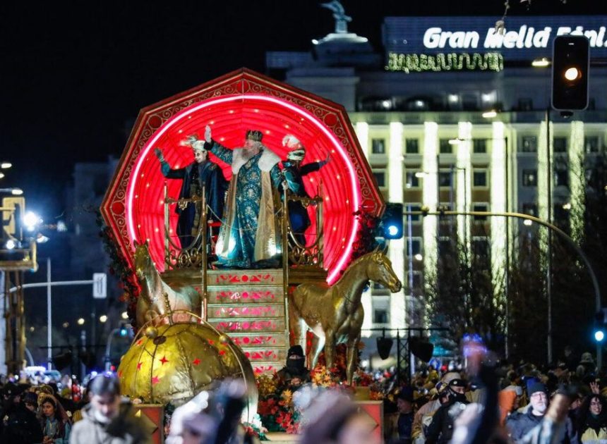 Cortes de tráfico por la cabalgata de Reyes 2026 en Madrid: horario, calles afectadas y alternativas de transporte público