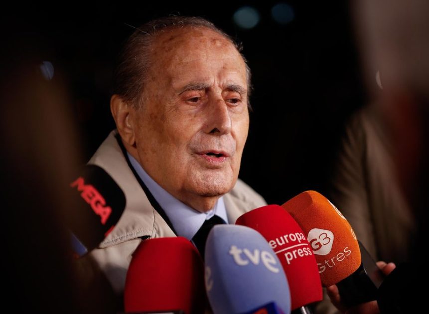 Los argumentos del entorno de Julio Iglesias tras las acusaciones de agresión sexual: «Nunca ha tenido necesidad de abusar»