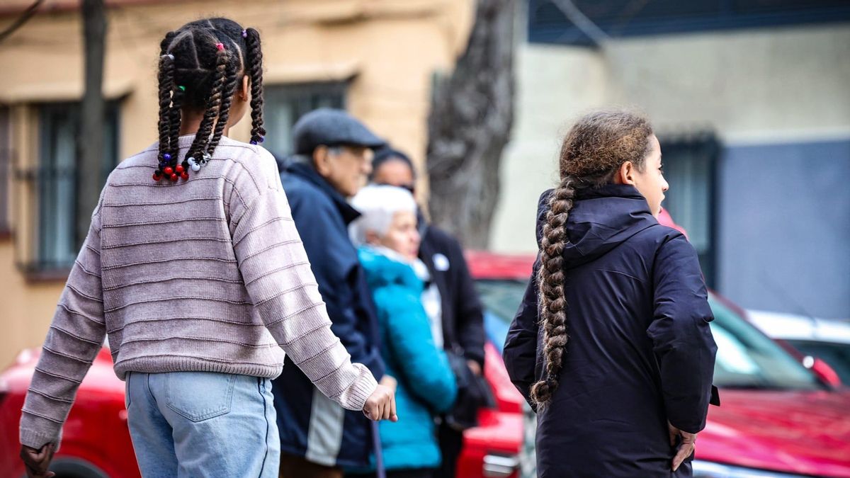 El día en el que el sistema permitió que desahuciaran a las hijas de una asesinada por violencia machista en Madrid