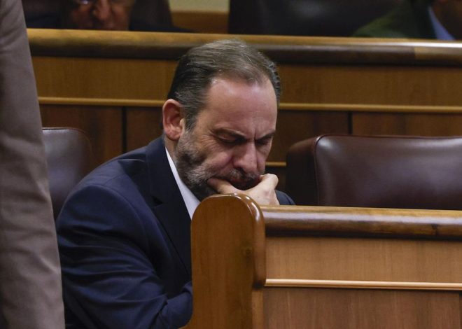 Ábalos renuncia a su escaño en el Congreso