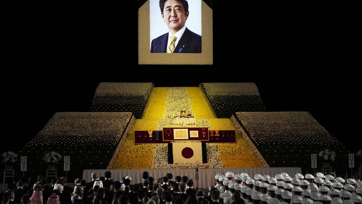 La Justicia de Japón condena a cadena perpetua al asesino del ex primer ministro Shinzo Abe