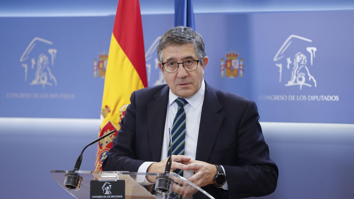 El PSOE acusa a Feijóo de haber mentido «para salvar a Mazón» y advierte al PP de que «ha llegado el momento de echarle»