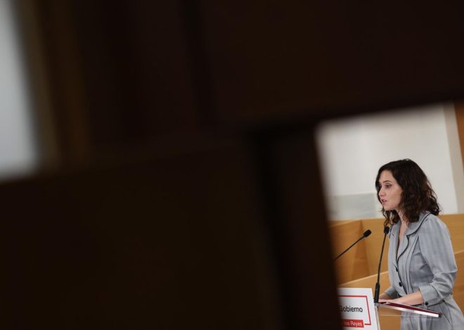 Ayuso llama “plataforma de frustrados” a las familiares de las víctimas de las residencias que denunciaron en los tribunales