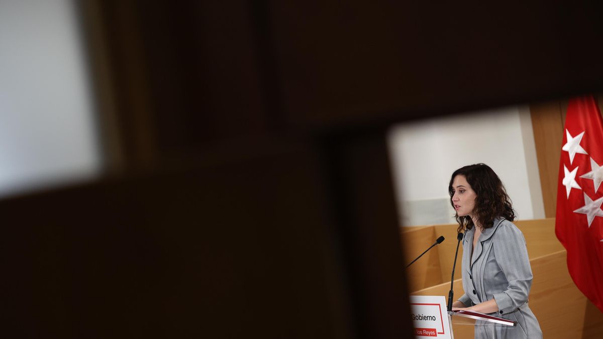 Ayuso llama “plataforma de frustrados” a las familiares de las víctimas de las residencias que denunciaron en los tribunales