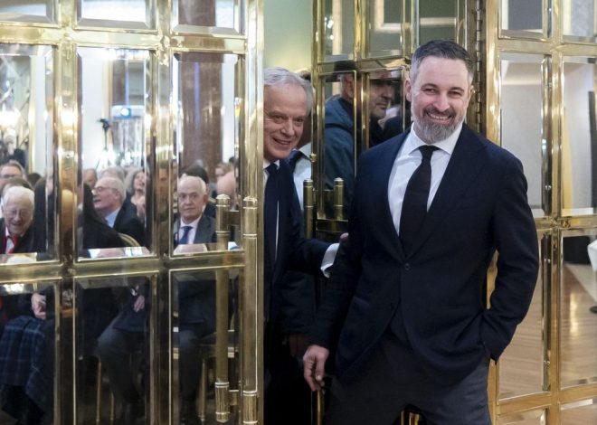 Abascal culpa al Gobierno del accidente de Adamuz sin conocer las causas: «La corrupción mata»