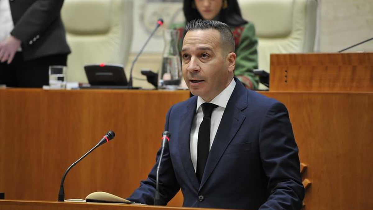 PP y Vox se culpan del «bloqueo» en Extremadura a 10 días del plazo para proponer candidato a la Junta