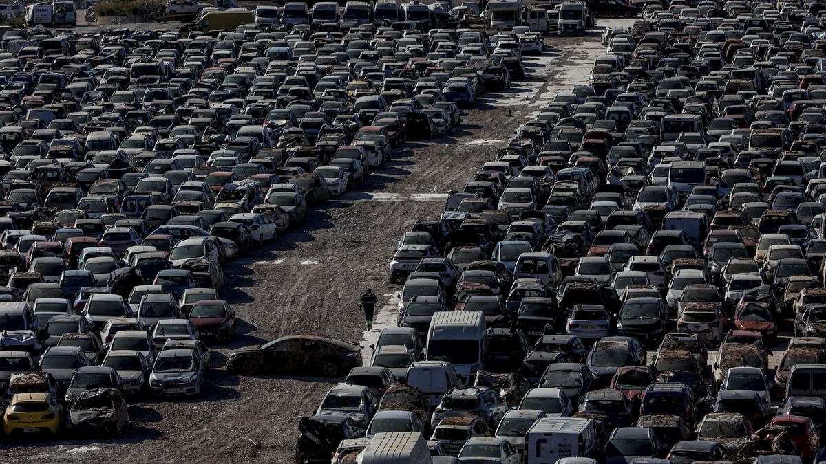 Cárcel para los dueños de un desguace por contaminar el equivalente a 30.000 viajes de avión entre Madrid y Nueva York