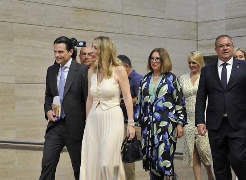 El reparto de poder en la Asamblea de Extremadura pone a prueba la resistencia de Guardiola frente a Vox