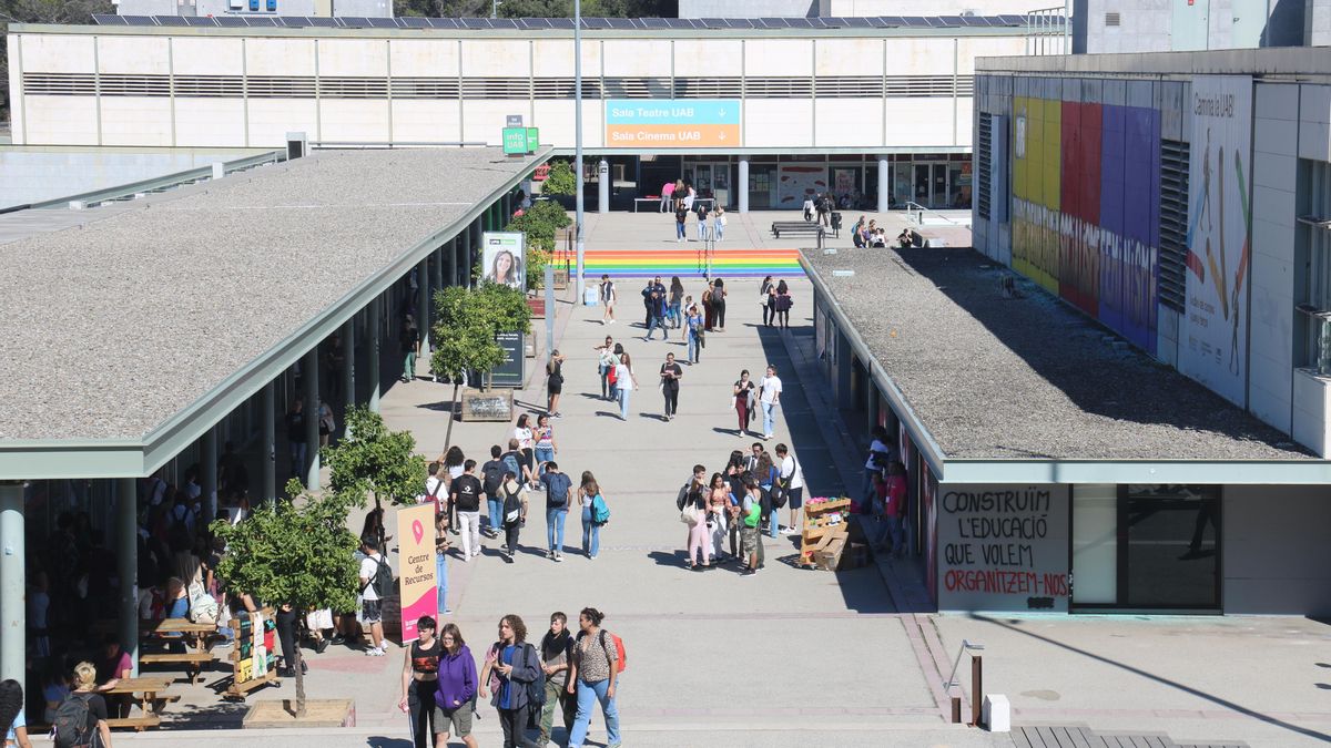 Las universidad pública bate récord de centros privados adscritos: «Es un modelo que ahora ha perdido el sentido»