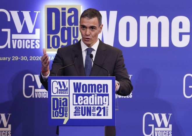 Pedro Sánchez promete apoyar a las víctimas de Adamuz «el tiempo que haga falta»: «El Estado no va a mirar a otro lado»
