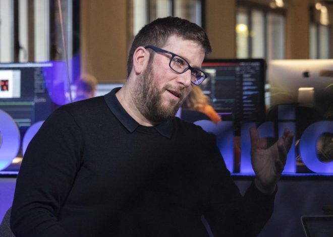 Un mando implicado en el montaje de la coca contra Urbán, ante el juez: «Hablé con el confidente solo de auriculares»