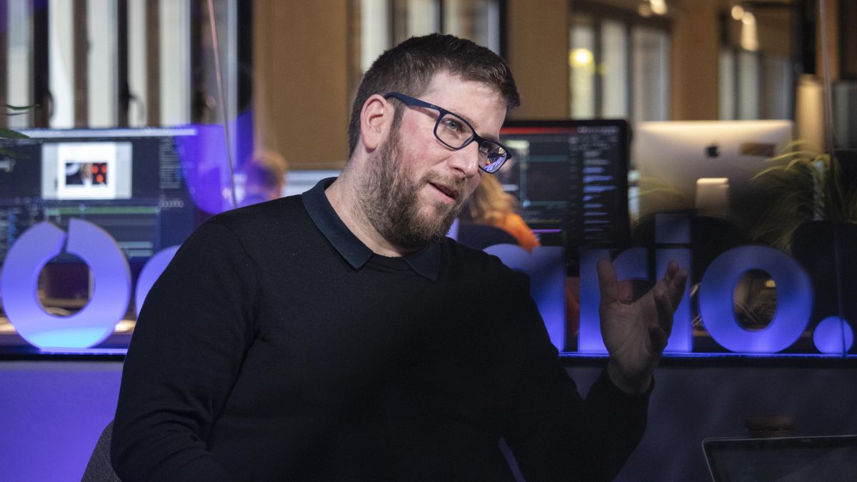 Un mando implicado en el montaje de la coca contra Urbán, ante el juez: «Hablé con el confidente solo de auriculares»