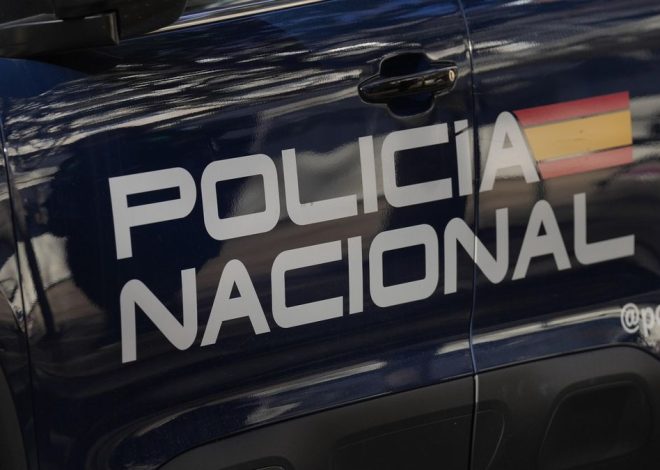 Una mujer asesinada en Algeciras y la policía busca a su hijo como presunto autor