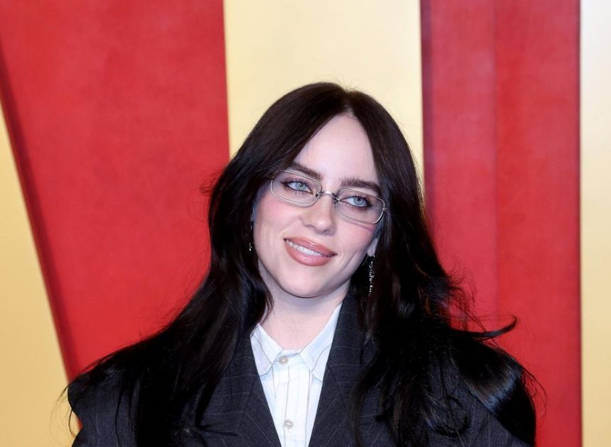 Billie Eilish carga contra Trump y ICE: «Ya no nos sentimos seguros en nuestras ciudades ni en nuestras calles»