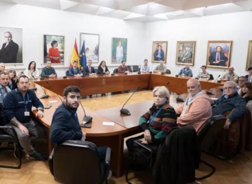 Gobierno e Iglesia firman un acuerdo histórico para la reparación de las víctimas de pederastia