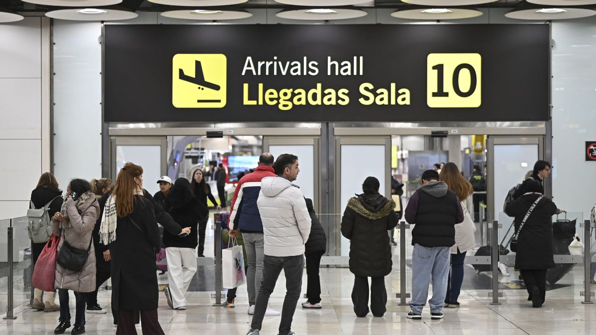 Los cinco presos españoles liberados por Venezuela ya están en España y de camino a sus casas