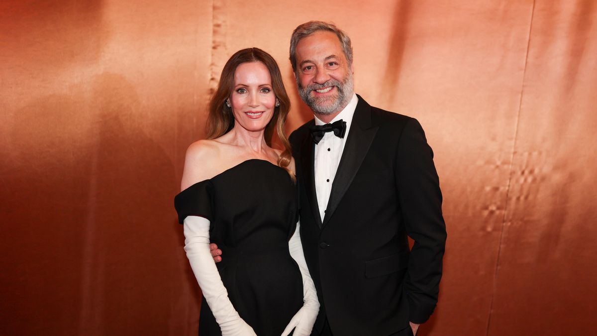 El cineasta Judd Apatow critica a Trump en los Globos de Oro: “Estamos en una dictadura”