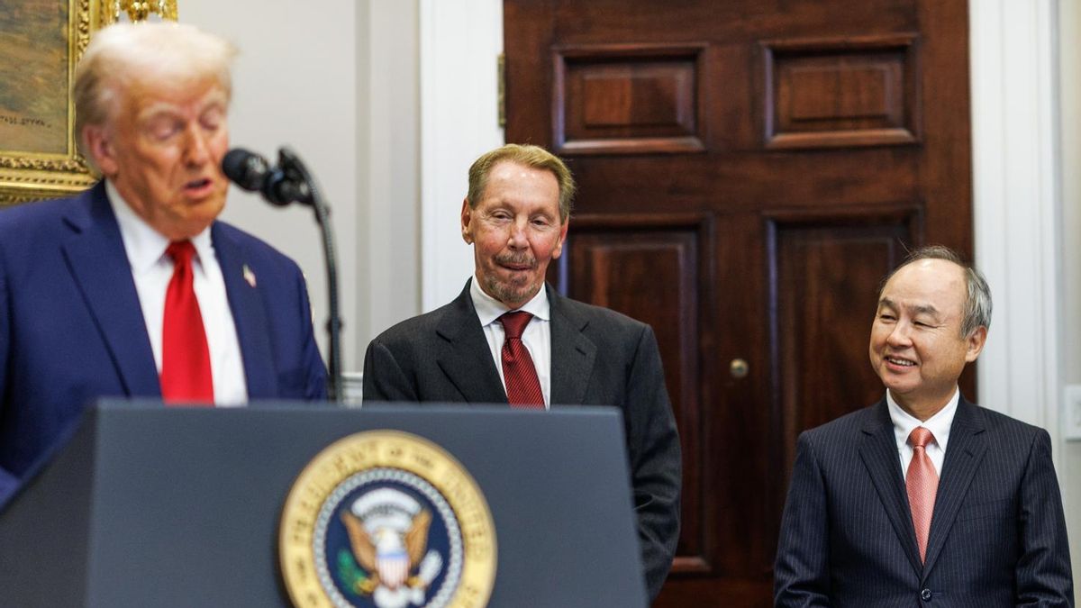 Trump compra un millón de dólares en bonos de Netflix y Warner días después de decir que «participará» en la fusión